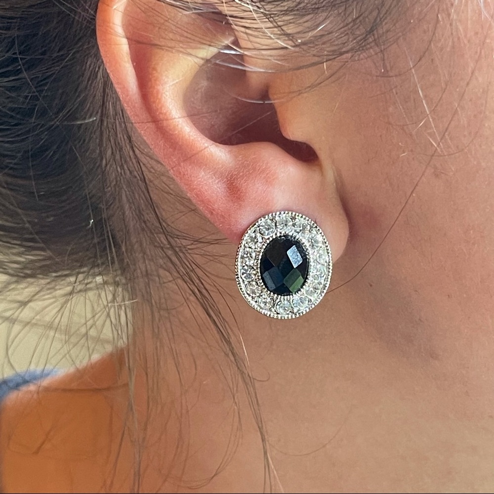 Vintage clip earrings